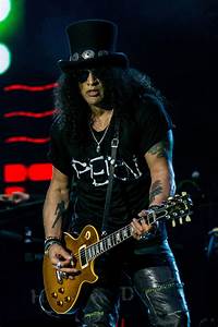 How tall is Slash?