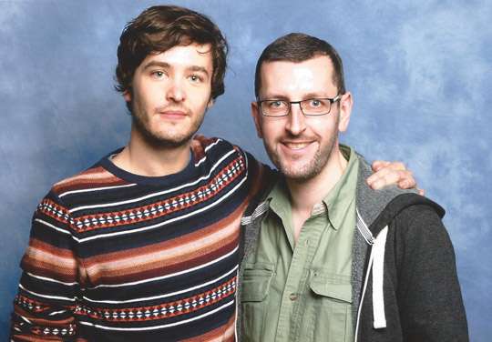 How tall is Alexander Vlahos?