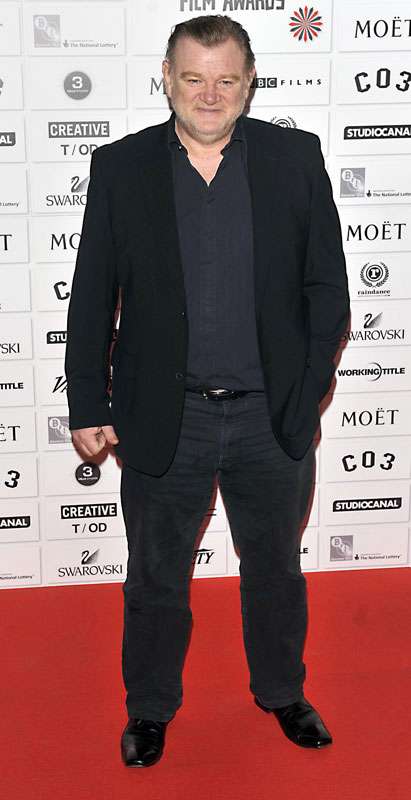 How tall is Brendan Gleeson?