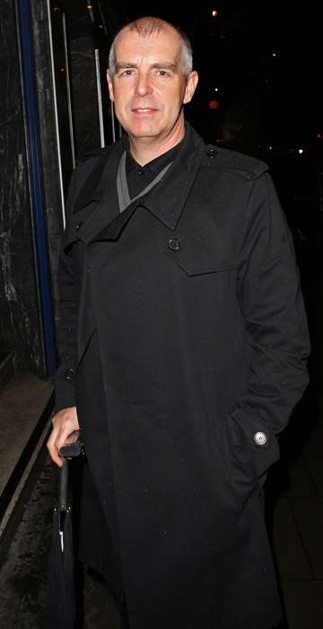 How tall is Neil Tennant?