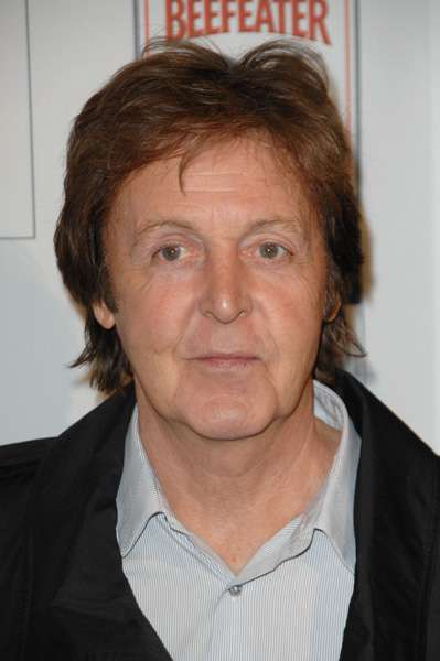 How tall is Paul McCartney?